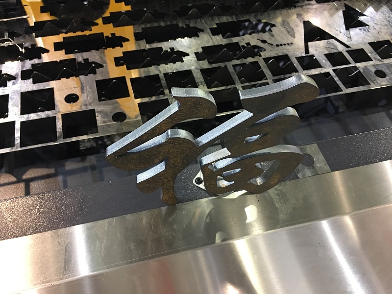 光纖激光切割機(jī)不能對(duì)哪些常見材料進(jìn)行加工