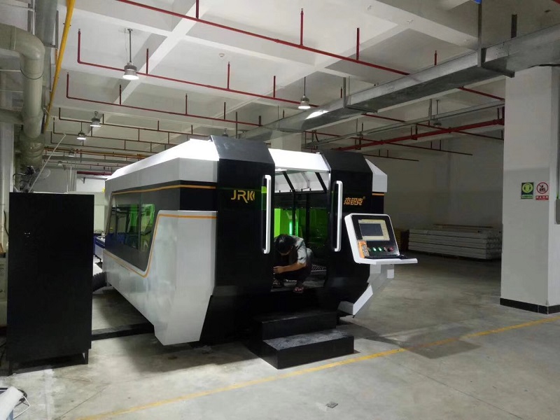 光纖激光切割機技術革新得到廣泛應用