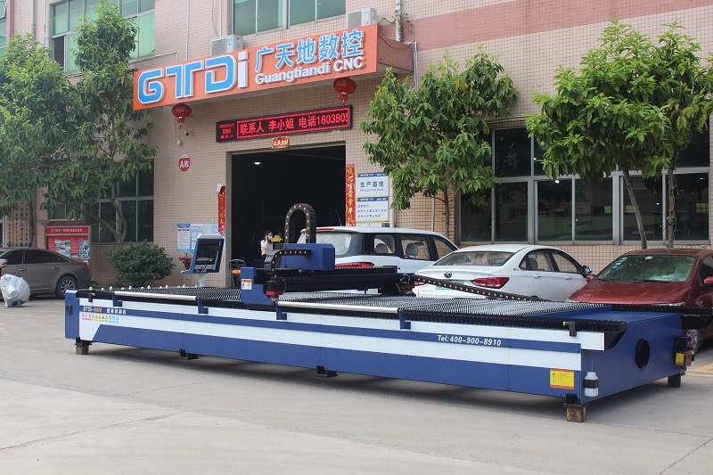 光纖激光切割機在汽車制造等行業(yè)上的運用