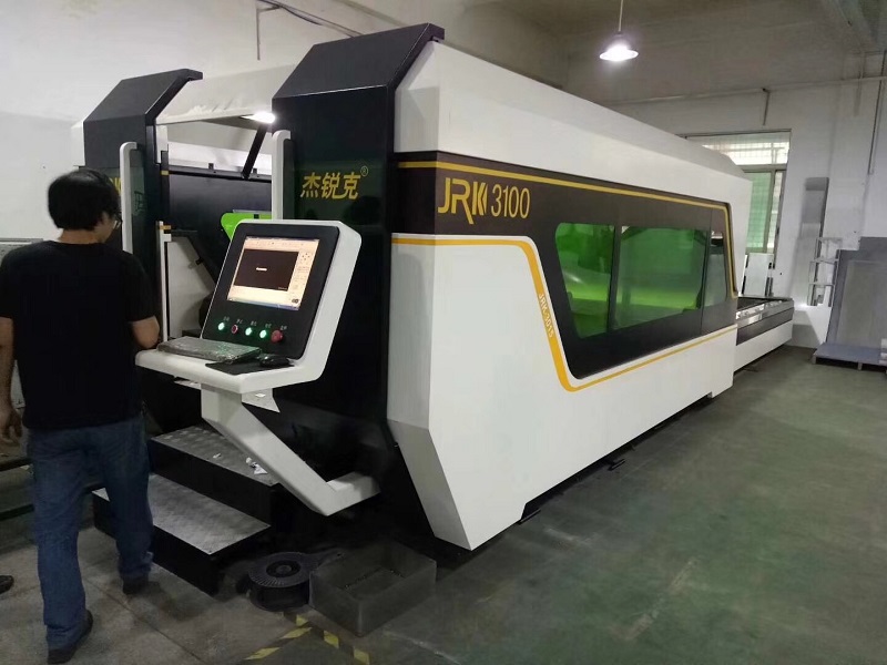 3000W光纖激光切割機價格多少錢一臺