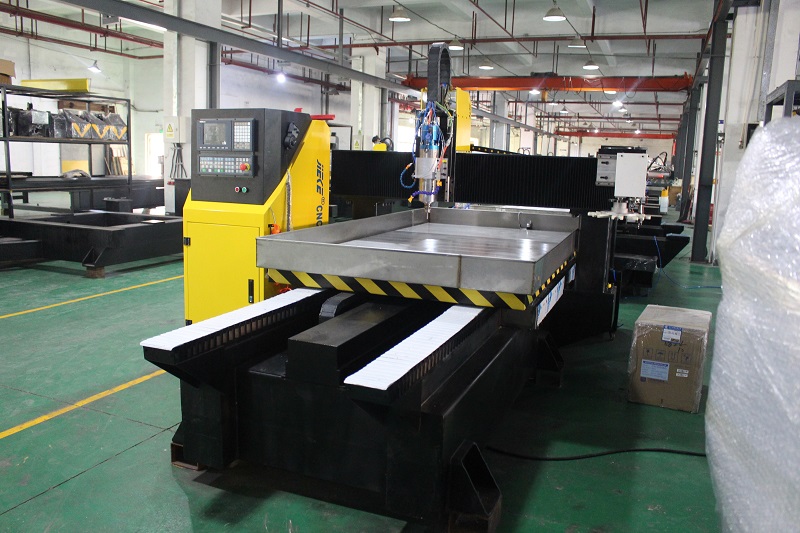 如何排除鋁板雕刻機步進電機驅動器故障